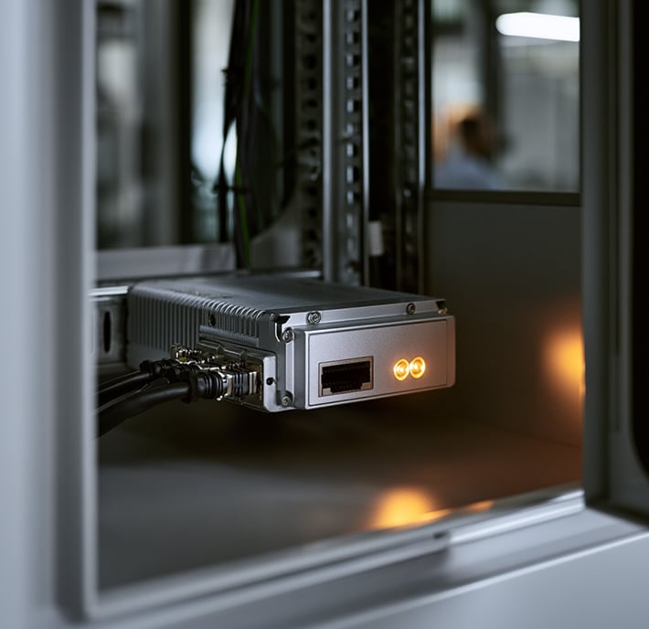 5G router as indicating Connectivity choices for industrial IoT