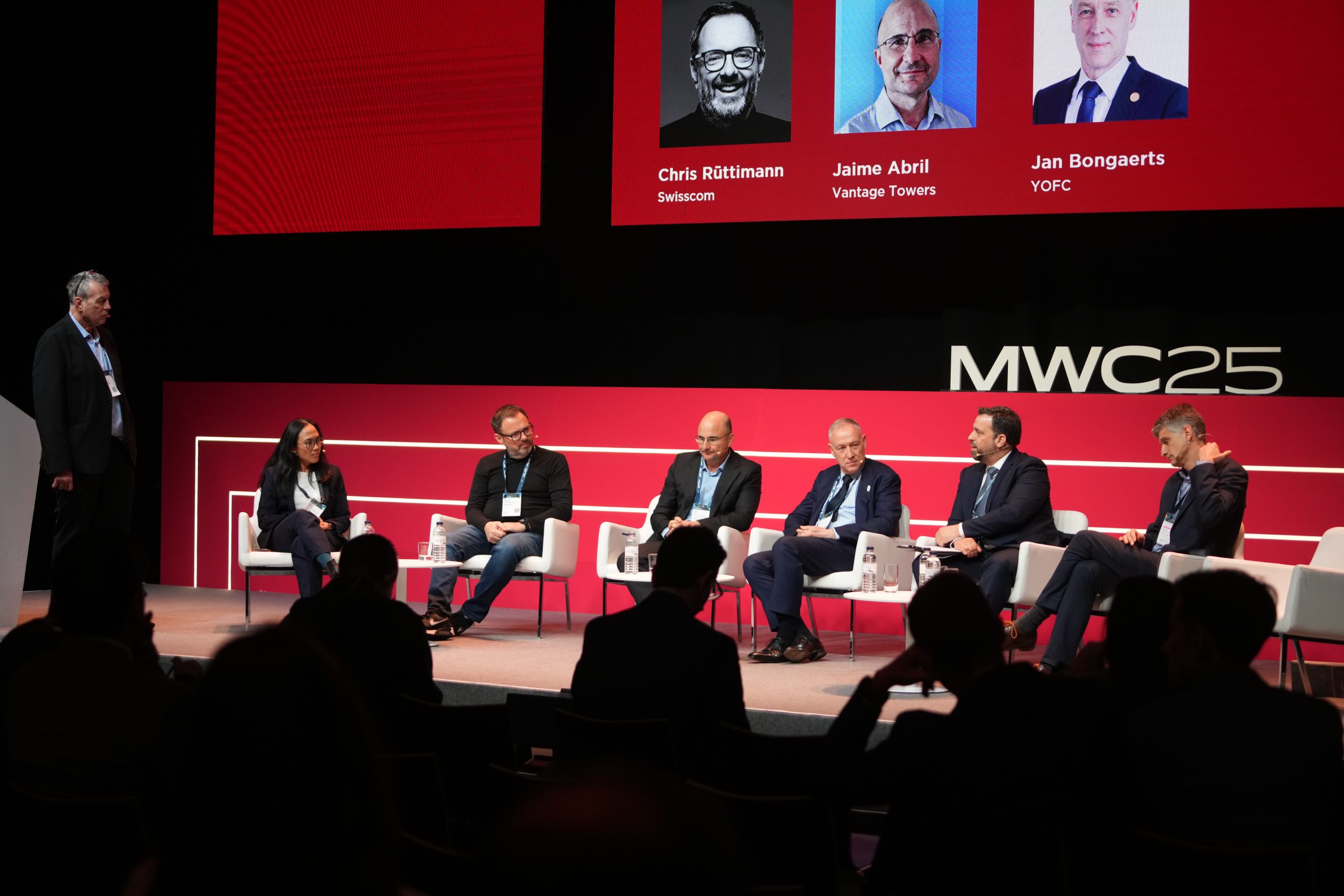 Tower & Fibre Summit panel